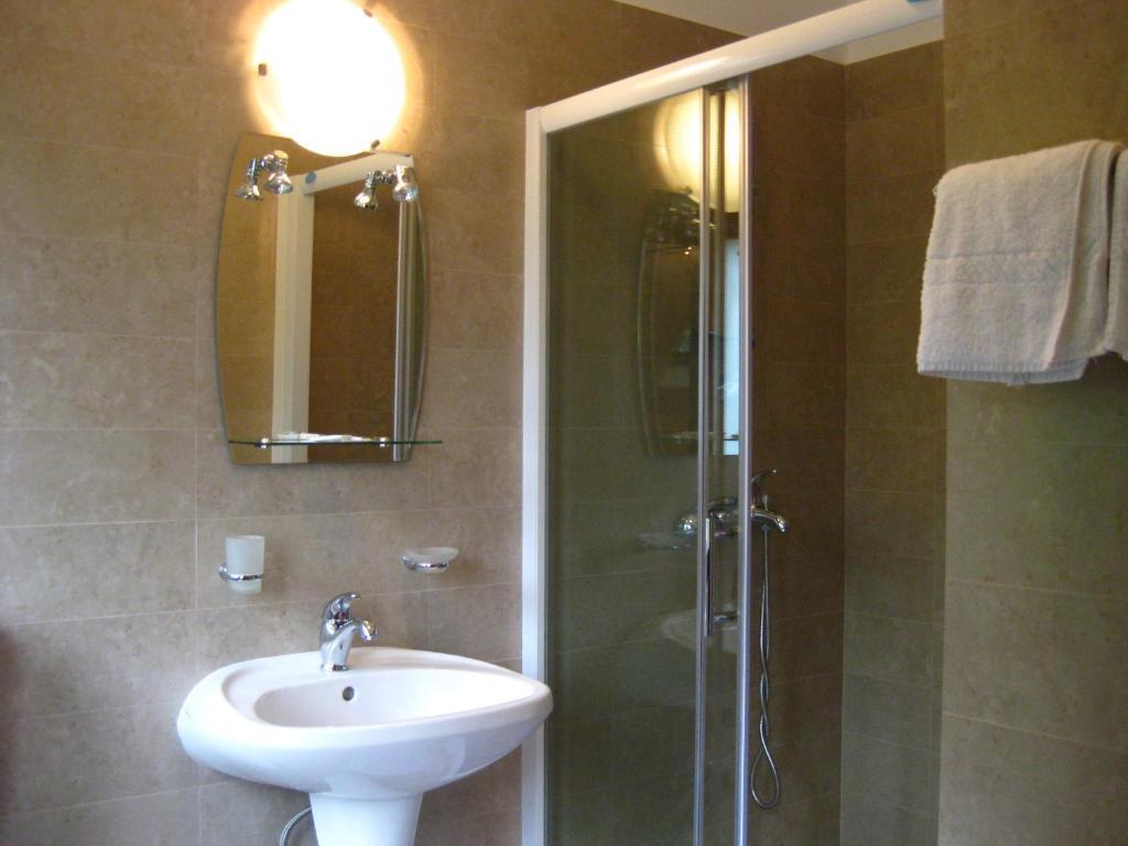 Hotel Stavilar Sinaia Zewnętrze zdjęcie